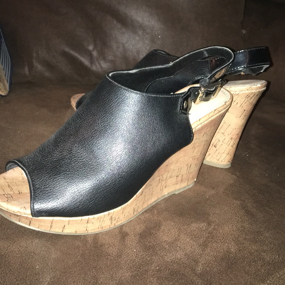 American Eagle Black Wedge Shoes